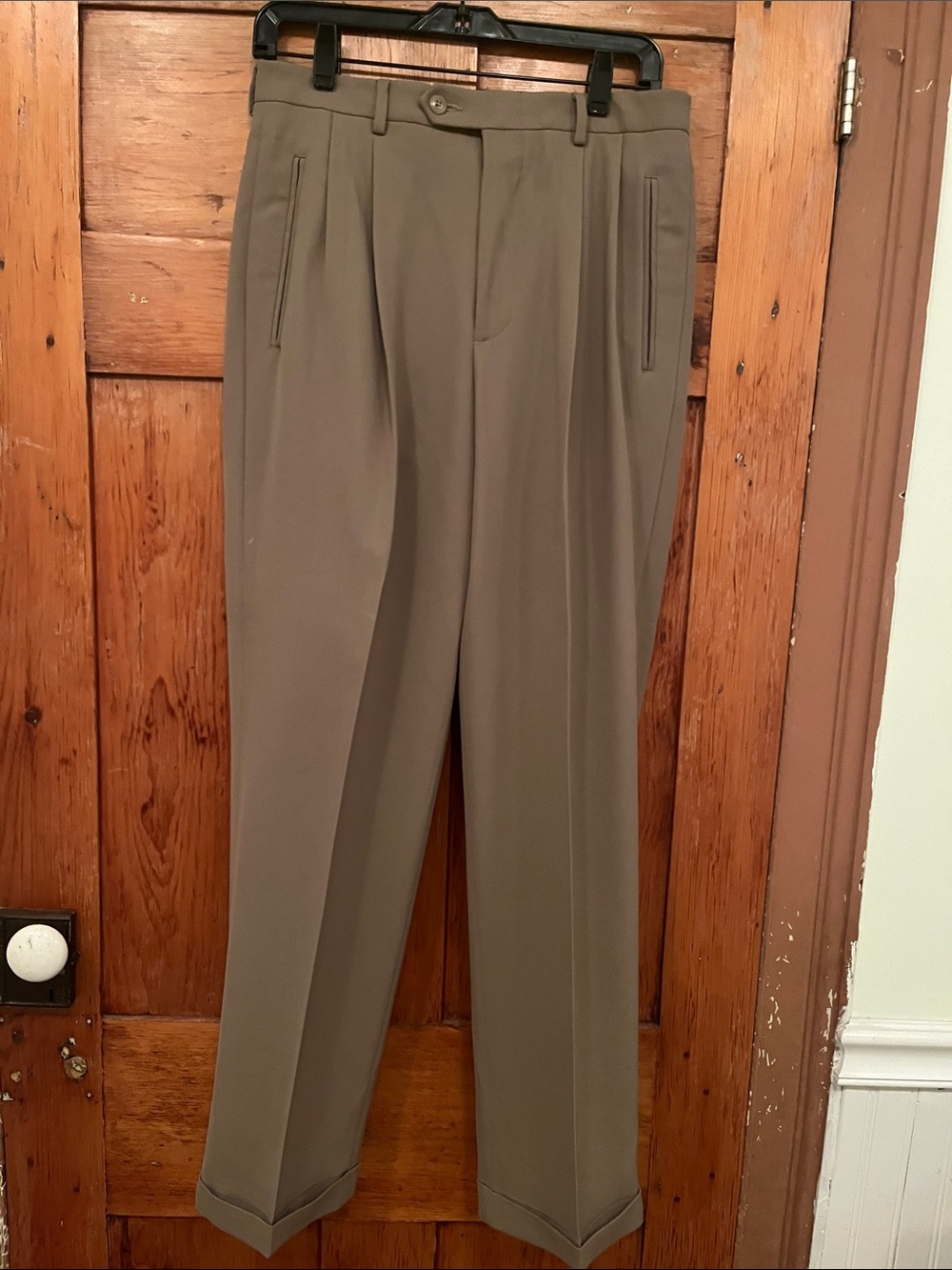 Liz Claiborne Men's Dress Pants in Taupe